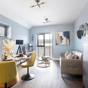 Apartment Elliot Oliver - Luxurious Two Bedroom In The Docks, Gloucester